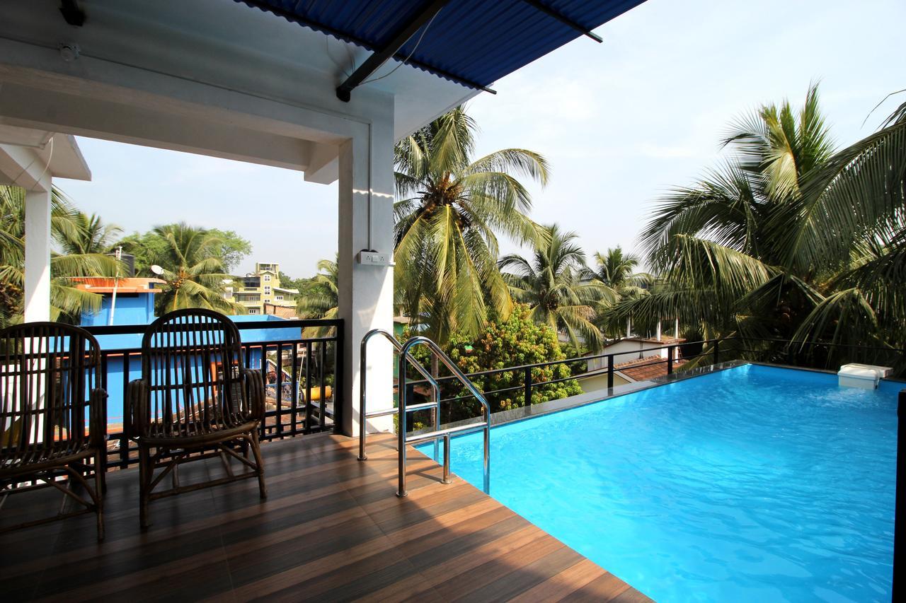 Oyo 10385 Hotel Nirmala Vilas 坎多林 外观 照片